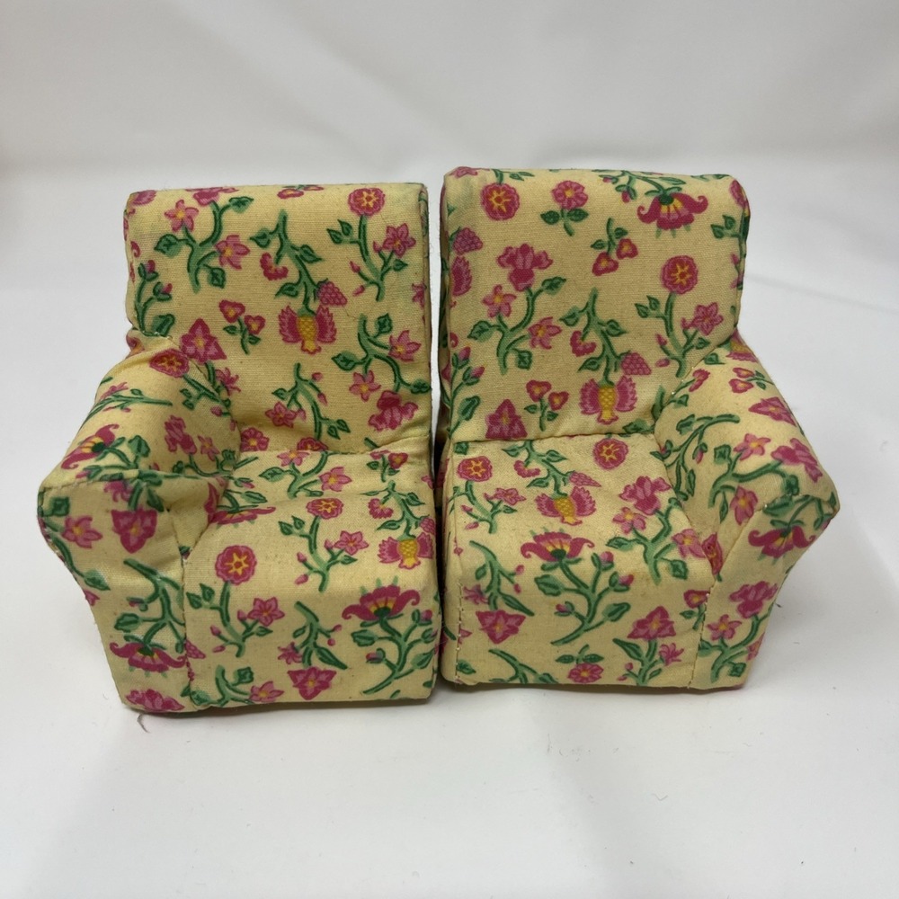 2-piece Fisher Price Loving Family Dollhouse Furniture yellow floral Couch 2006